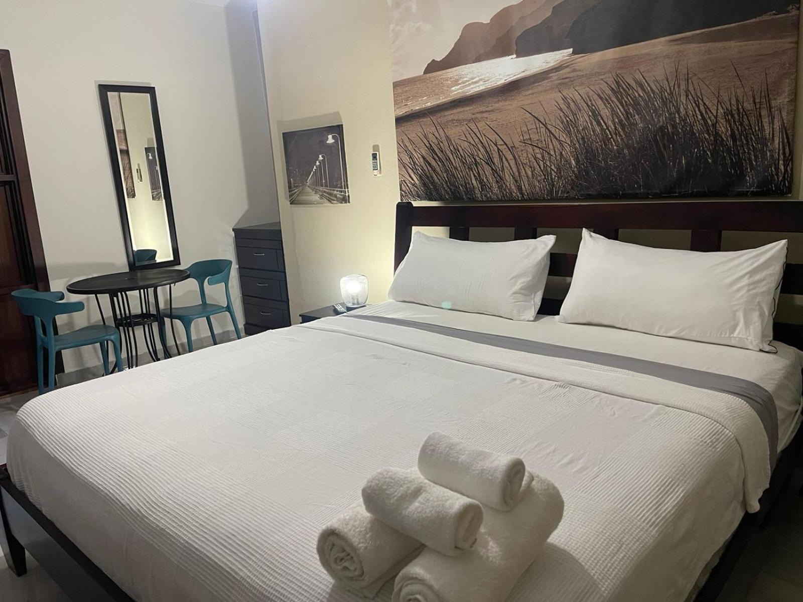 Hotel Casa Jum Сантьяго-де-лос-Трейнта-Кабальєрос Екстер'єр фото